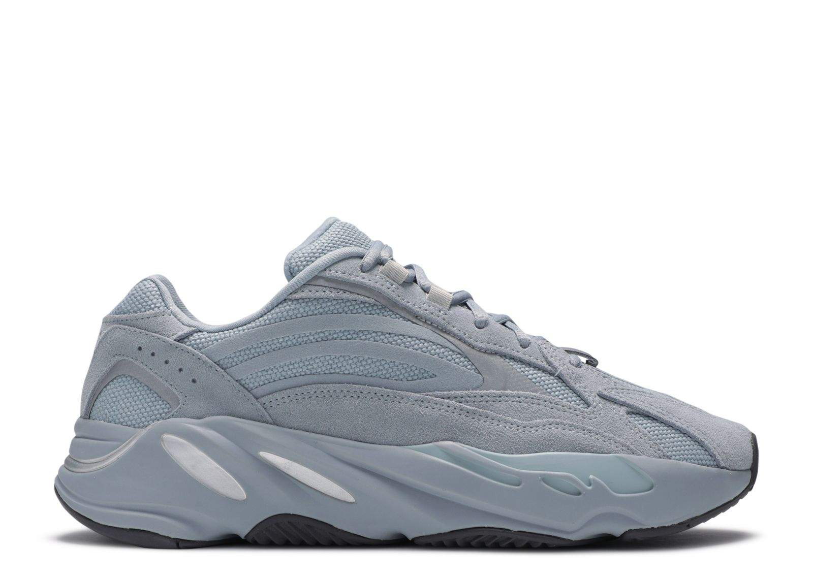 Yeezy Boost 700 V2 ‘Hospital Blueâ€?Everlasting Sneaker